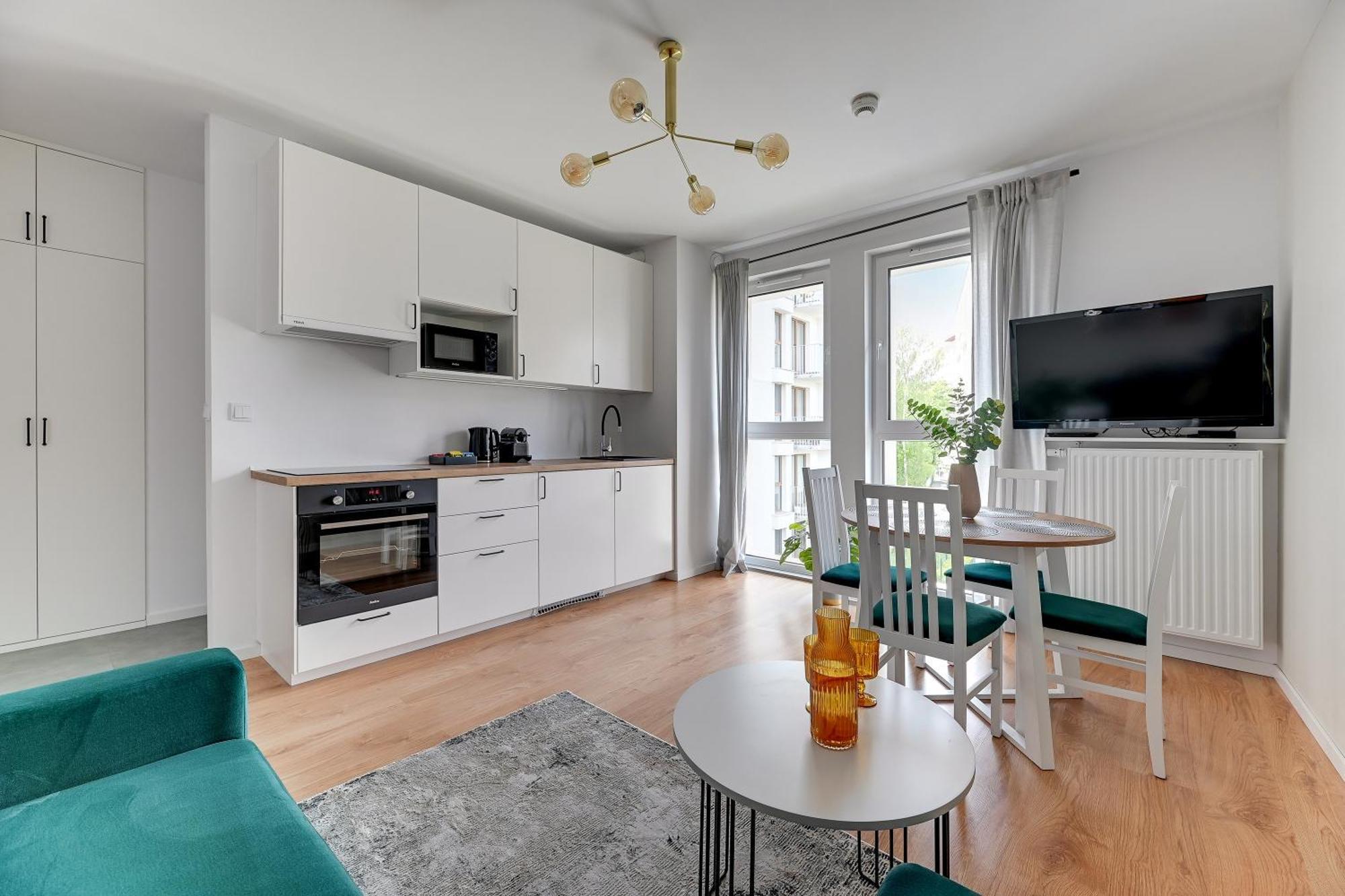 Aura 40 Center By Downtown Danzig