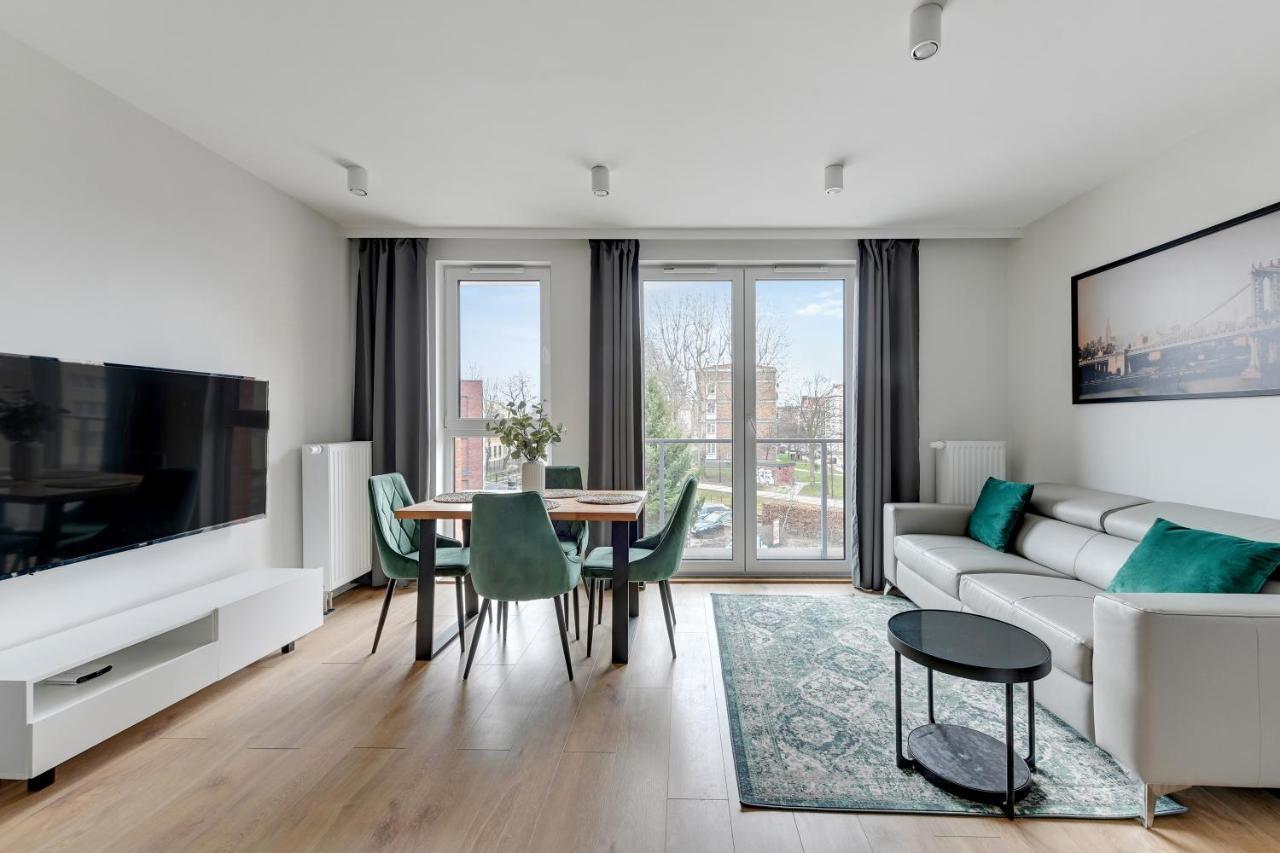 Aura 40 Center By Downtown Huoneisto